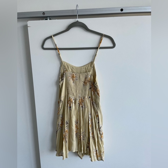 Yellow floral romper - Picture 4 of 5